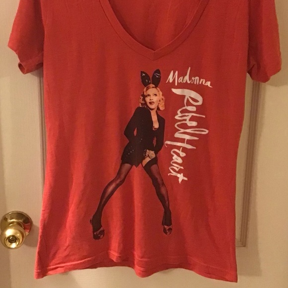 Madonna Rebel Heart Slim Fit Deep V T-Shirt Size L - Picture 2 of 3